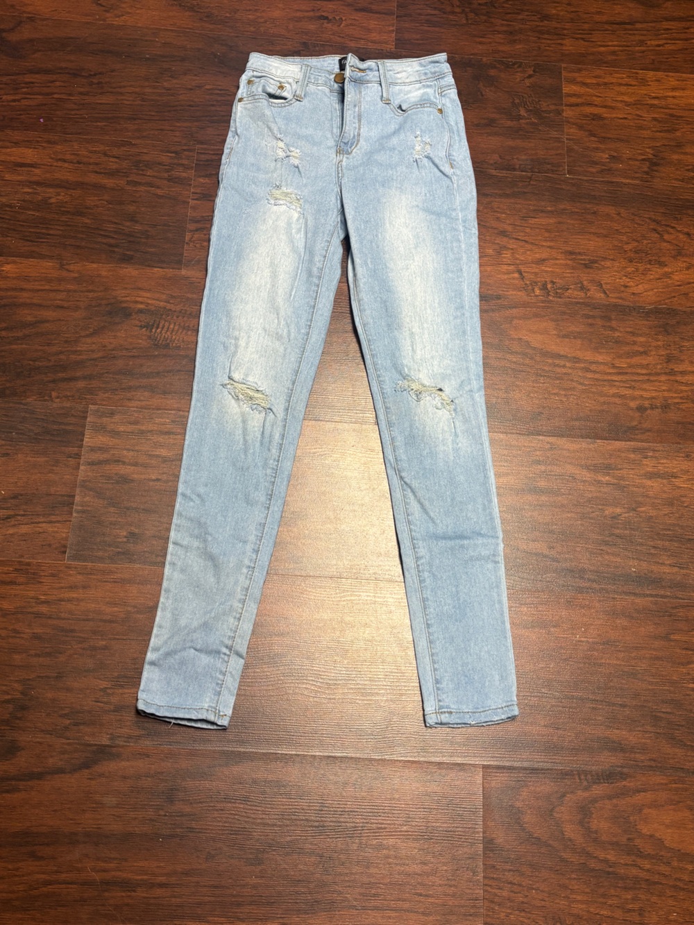 Fashion Nova Light Blue Women’s Skinny Jeans